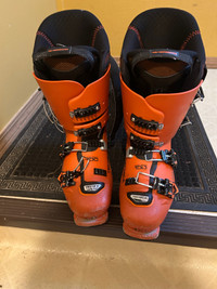 Price drop. Ski boots. Size 27.5. Tecnica chochise 130 pro 
