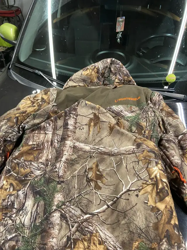 Huntshield jacket64717129855745121