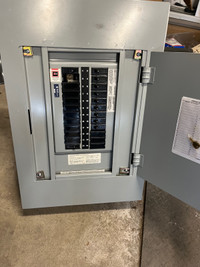 Cutler hammer 120/240v 100amp panel