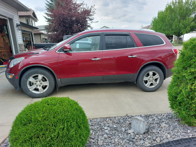 2008 BUICK ENCLAVE CLX in Cars & Trucks in Edmonton