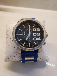 Silver Diesel Watch with Blue Rubber Strap, model DZ-4208