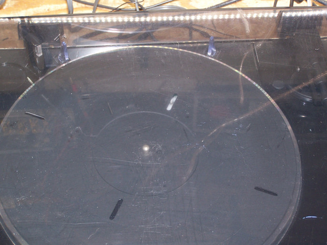 Sony fully automatic turntable in General Electronics in Owen Sound - Image 3