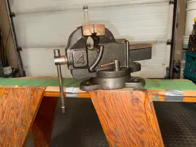 4" swivel bench vise, View more
