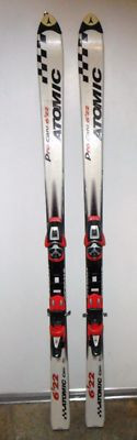 ATOMIC PRO CARV 6'22 SKIIS in Ski in City of Toronto