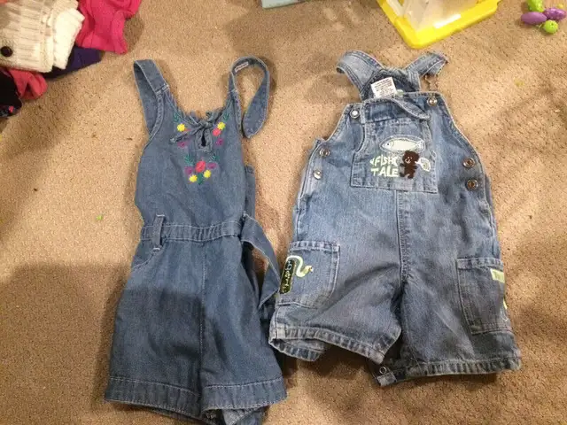 Girls clothing size 24m 2T in Clothing - 2T in Kitchener / Waterloo - Image 10