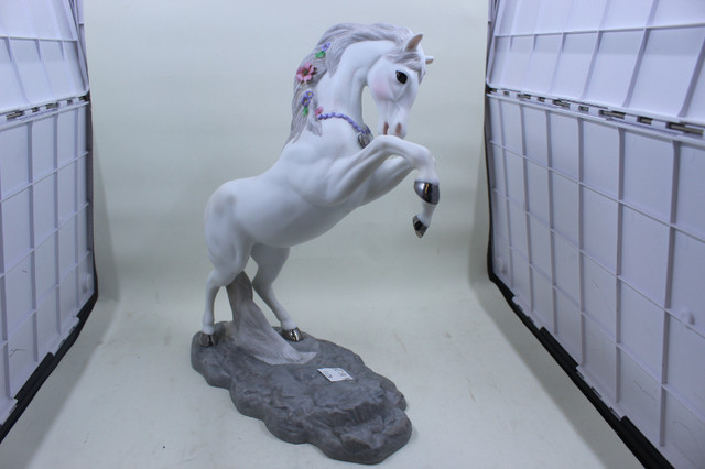 Ceramic Horse Statue (#1557) in Other in City of Halifax - Image 2