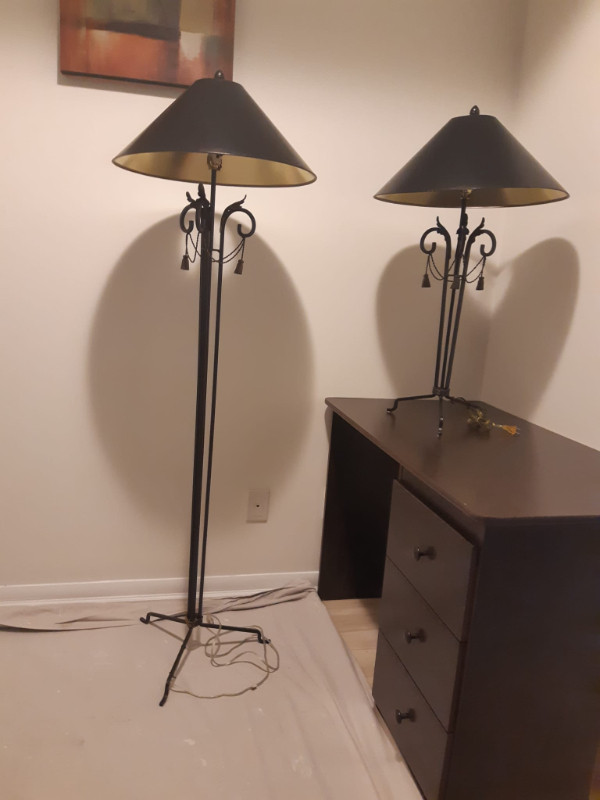 Black Floor lamp and table lamp set $60 in Indoor Lighting & Fans in Oakville / Halton Region