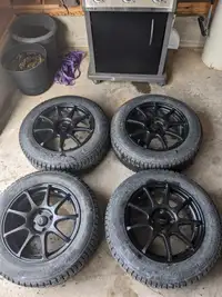 Set of winter tires + mags 205/60R16