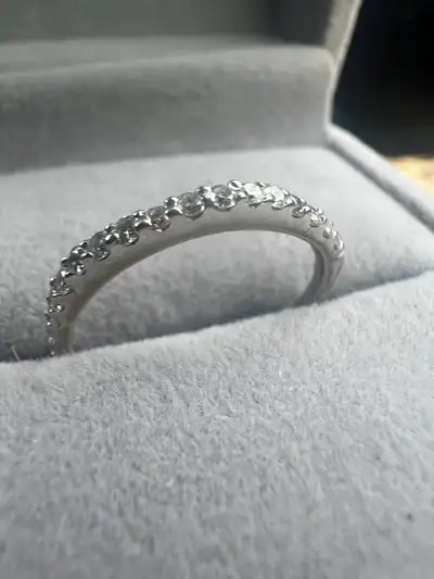 14 k white gold Natural diamonds Size 6.5 North east Edmonton