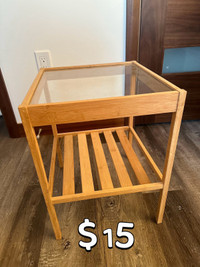 Bed table