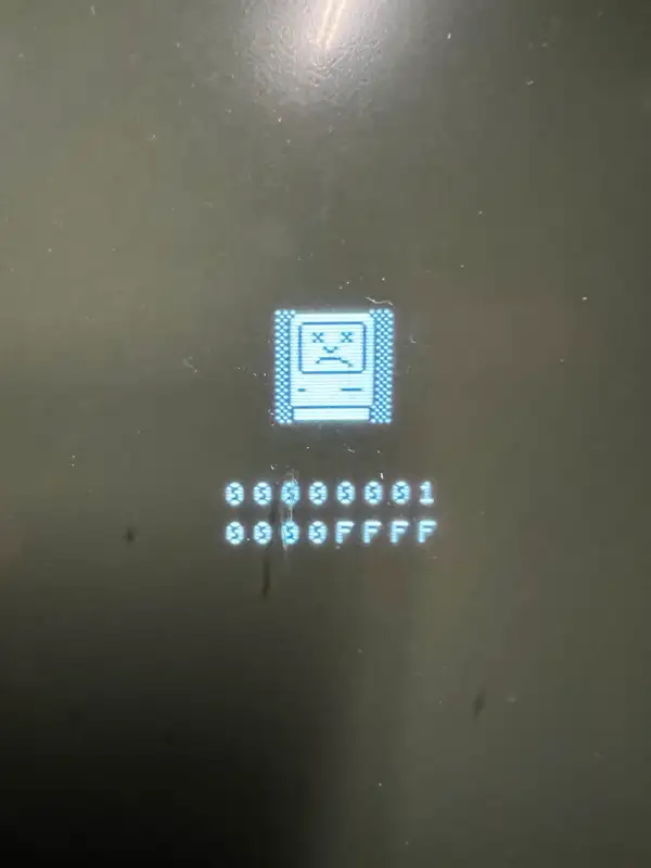 VINTAGE: Macintosh SE in Desktop Computers in Kawartha Lakes - Image 10