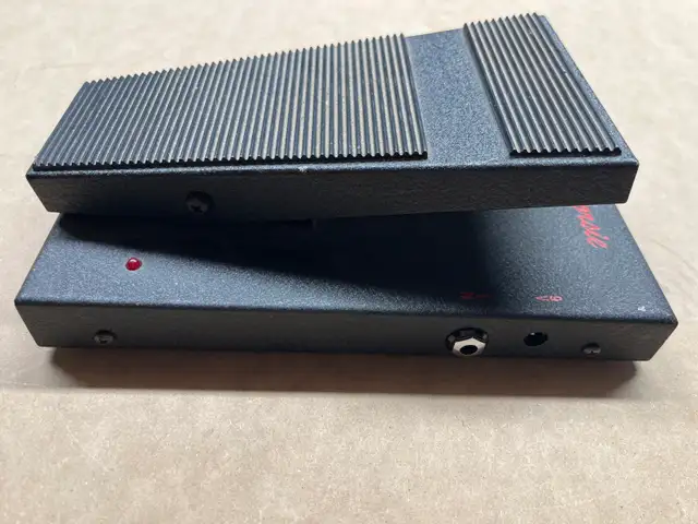 Bad Horsie - Wah pedal in Amps & Pedals in West Island - Image 4
