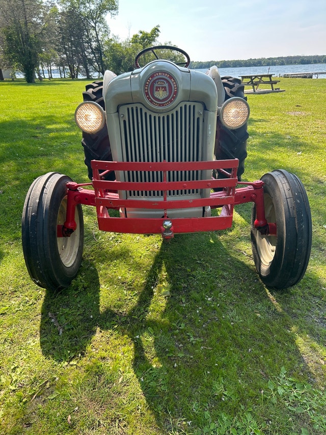 1953 Ford Jubilee tractor Other Napanee Kijiji