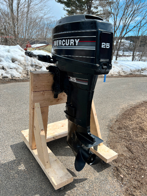Mercury 25Hp outboard motor in Powerboats & Motorboats in Fredericton - Image 3
