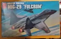 Modèle à coller / Model Kit -- MIG-29 Fulcrum warplane NEW 25$