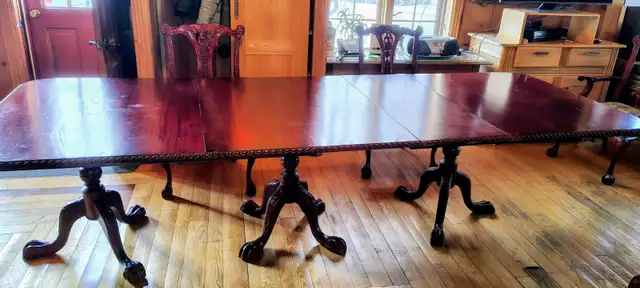STUNNING&RARE12FTX46"3PEDESTAL DINING TABLE SOLID MAHOG+12CHAIRS in Dining Tables & Sets in Kingston - Image 4