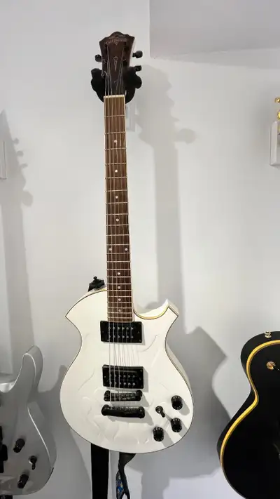 Carparelli LP style guitar, View more