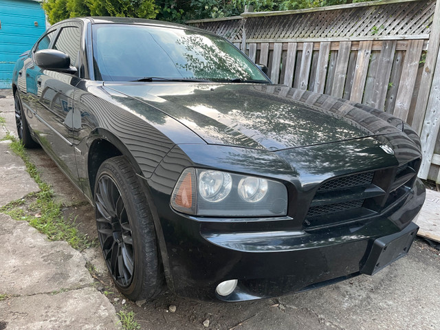 2010 Dodge Charger Rt V8 5.7L in Cars & Trucks in Windsor Region - Image 2