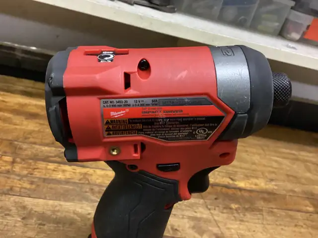 MILWAUKEE M12 GEN 3 FUEL BRUSHLESS 1/4” HEX IMPACT DRIVER KIT in Power Tools in Barrie - Image 7