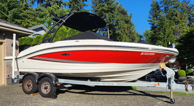 Sea Ray 19 SPX Boat in Powerboats & Motorboats in Burnaby/New Westminster - Image 4