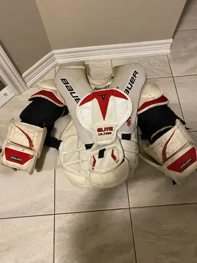 Bauer Elite Ultra Goalie Chest Protector medium size Not free, View more