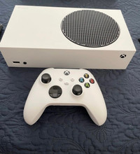 Xbox S eries S + Controller
