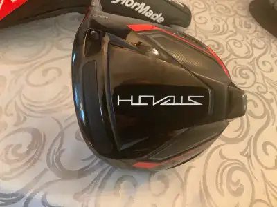 This driver is in absolutely mint condition, shows virtually no signs of use, no scratches chips bag...
