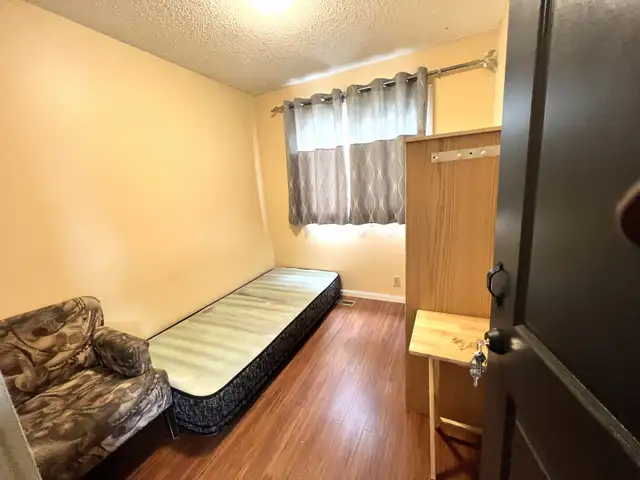 Room for rent available in Bedtington NW