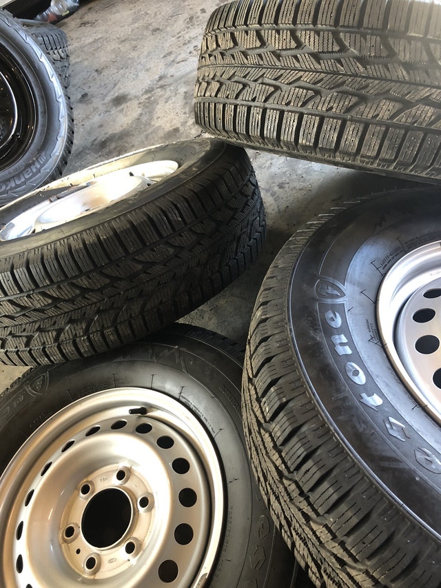 OEM Ford Ranger new steel rims and winter tires 255 70 16 Tires & Rims Ottawa Kijiji