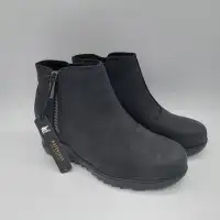 BRAND NEW!!! SOREL Women Waterproof Boots Black- SIZE 6