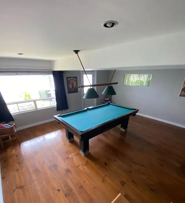 Chalet bord de l’eau avec spa à louer in Quebec in Canada - Image 11