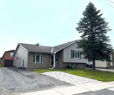 Pine St (P-Patch) Two (out of three) furnished rooms available in basement of house. Separate entran...