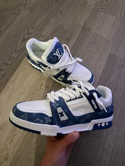 Louisvuitton men’s shoes BRAND NEW, View more