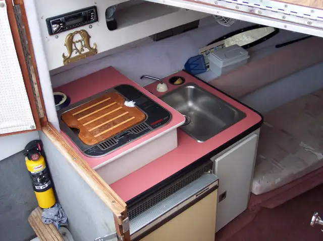Nice looking and fast Sport Cruiser, 23 ft Cuddy - $9K in Powerboats & Motorboats in Petawawa - Image 8