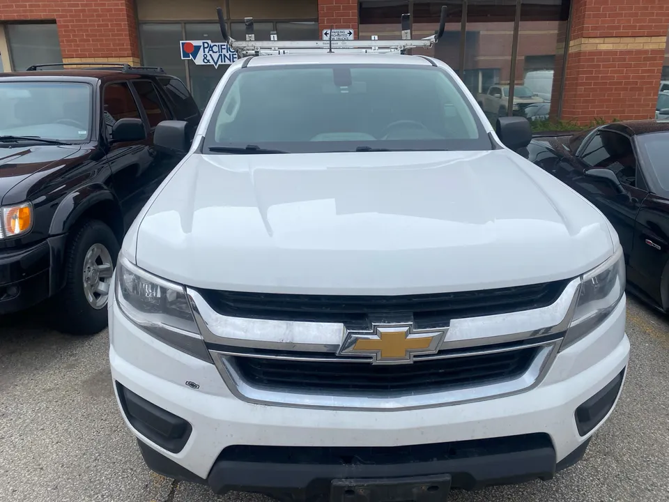 2017 Chevy Colorado extended cab 4x4