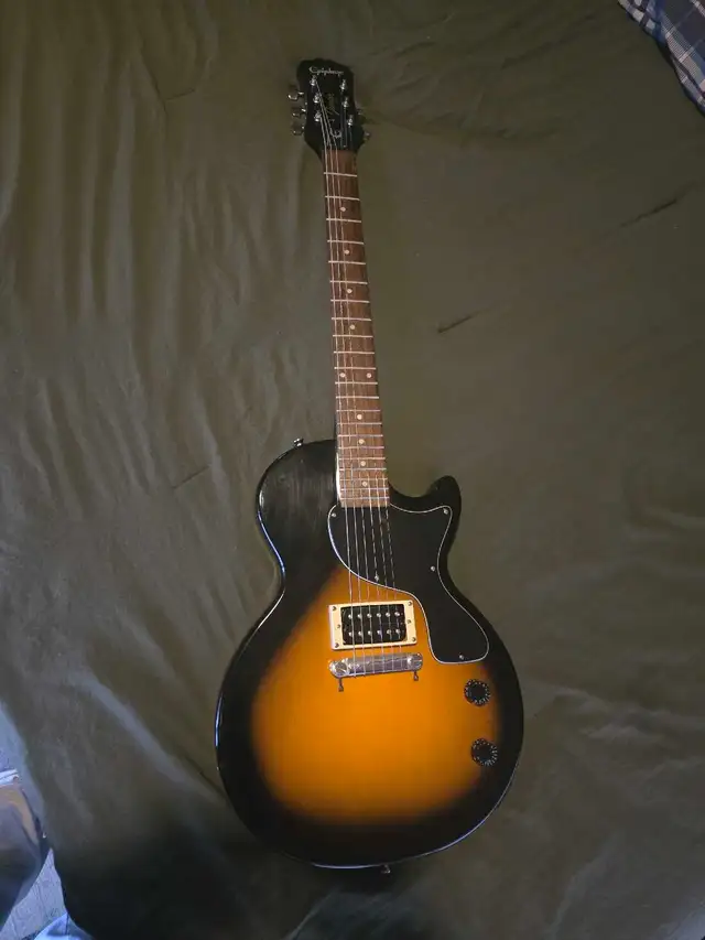 Epiphone les Paul Jr.