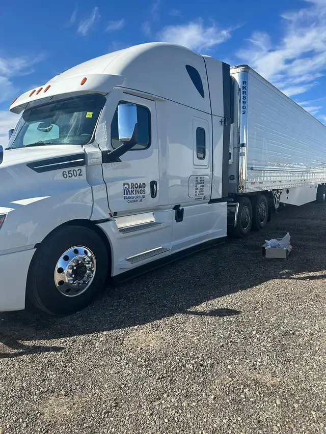 Long Haul Cross Border Drivers/Owner operators in Other in Calgary - Image 2