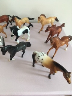 Breyer Horses 0:32 in Toys & Games in Peterborough - Image 3
