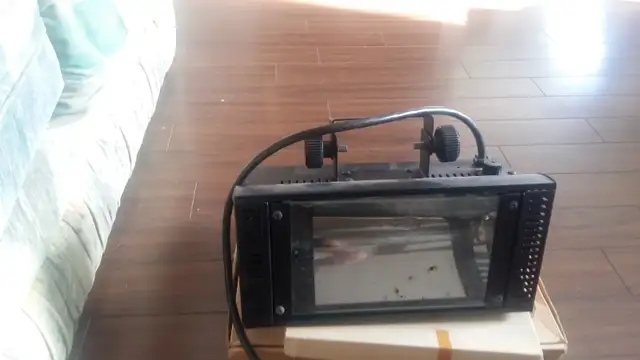 Chauvet Strobe Light  Mega Strobe in Performance & DJ Equipment in Kitchener / Waterloo - Image 2