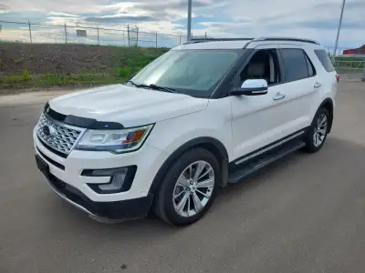 2017 Ford Explorer Platinum, fully loaded, top of the line model for that year, 3.5 T, ecoboost, 177...