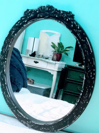 21"x25" Oval Antique scratched Design Black Flame Wall Mirror