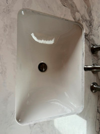 Sink - Bathroom vanity undermount
