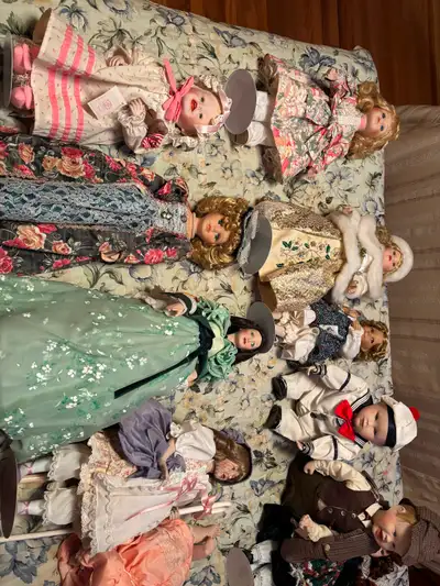 Ashton Drake Dolls $30 each No reasonable offer will be refused