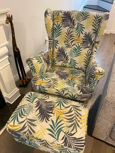 Chaise a vendre, View more