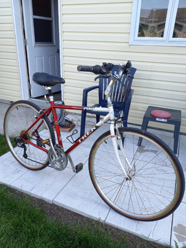 Velo de Femme. dans Randonnée, ville et hybrides  à Sherbrooke