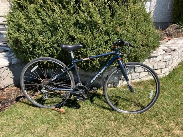 vélo Louis Garneau Small in Cruiser, Commuter & Hybrid in Longueuil / South Shore - Image 2