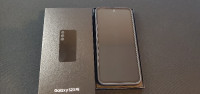 Samsung Galaxy S23 FE - NEW, with case and screen protector
