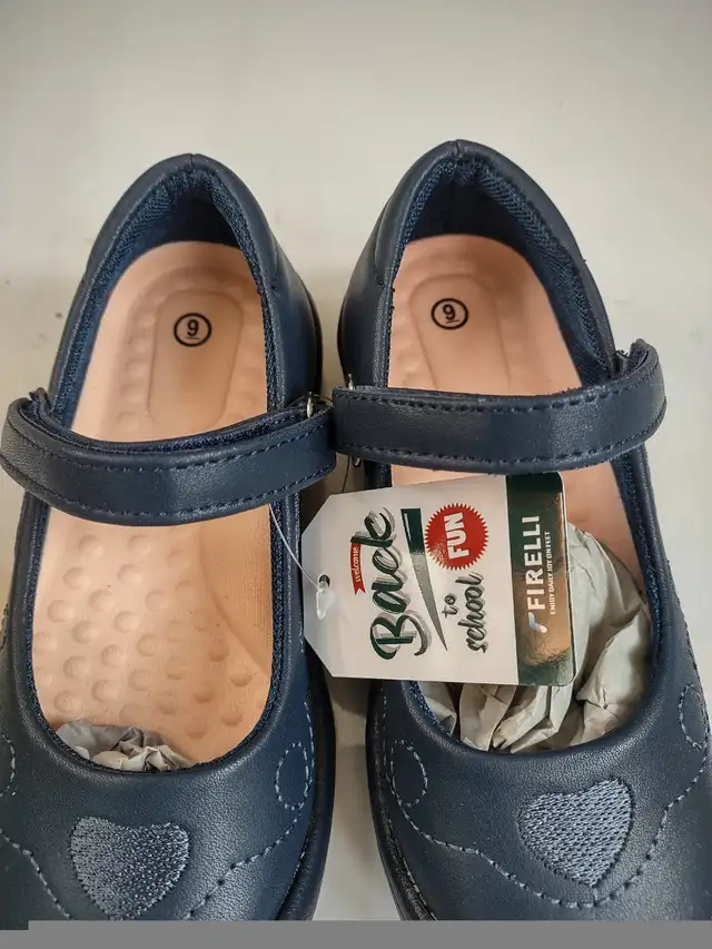 Girl's shoes size 9, firelli, Kanata, Ottawa  in Kids & Youth in Ottawa - Image 6