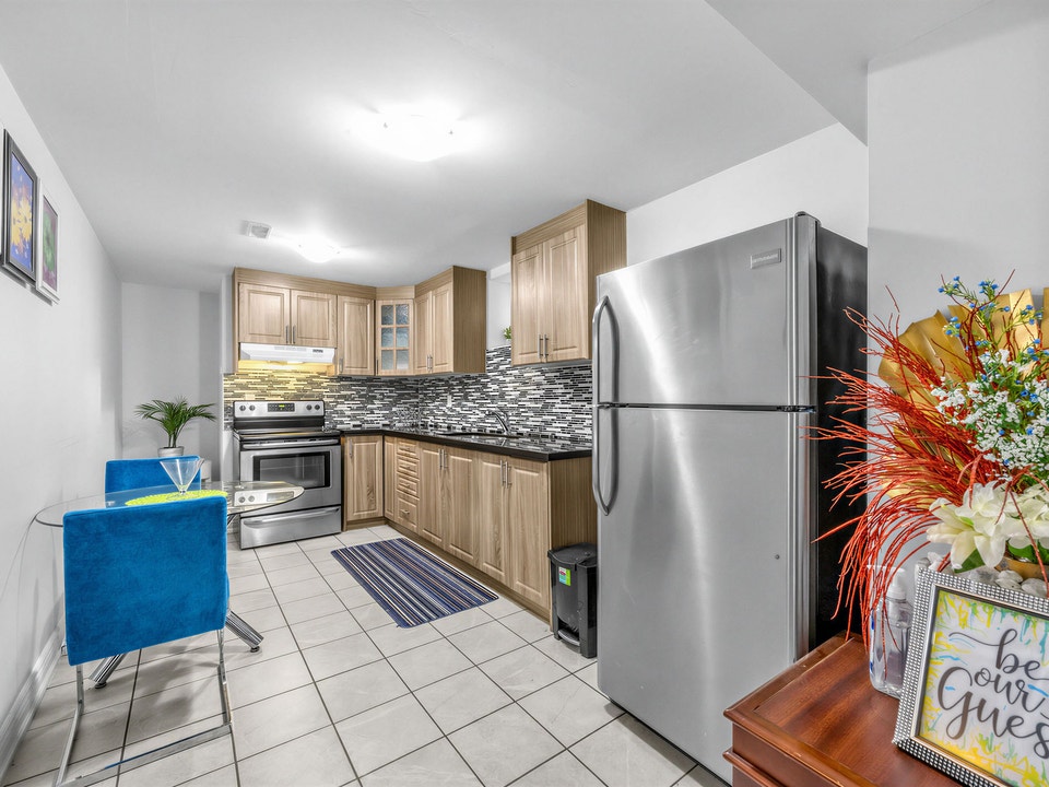 Furnished 2 Bedroom Rental 3