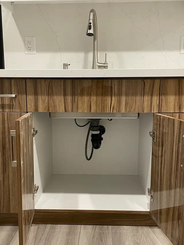 licensed plumber 4165680034 full insurance Toronto & GTA in Plumbing in Markham / York Region - Image 6